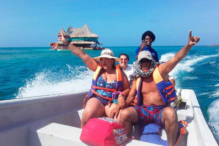 Puerto Caracol Isla Mucura Hotel Kültér fotó