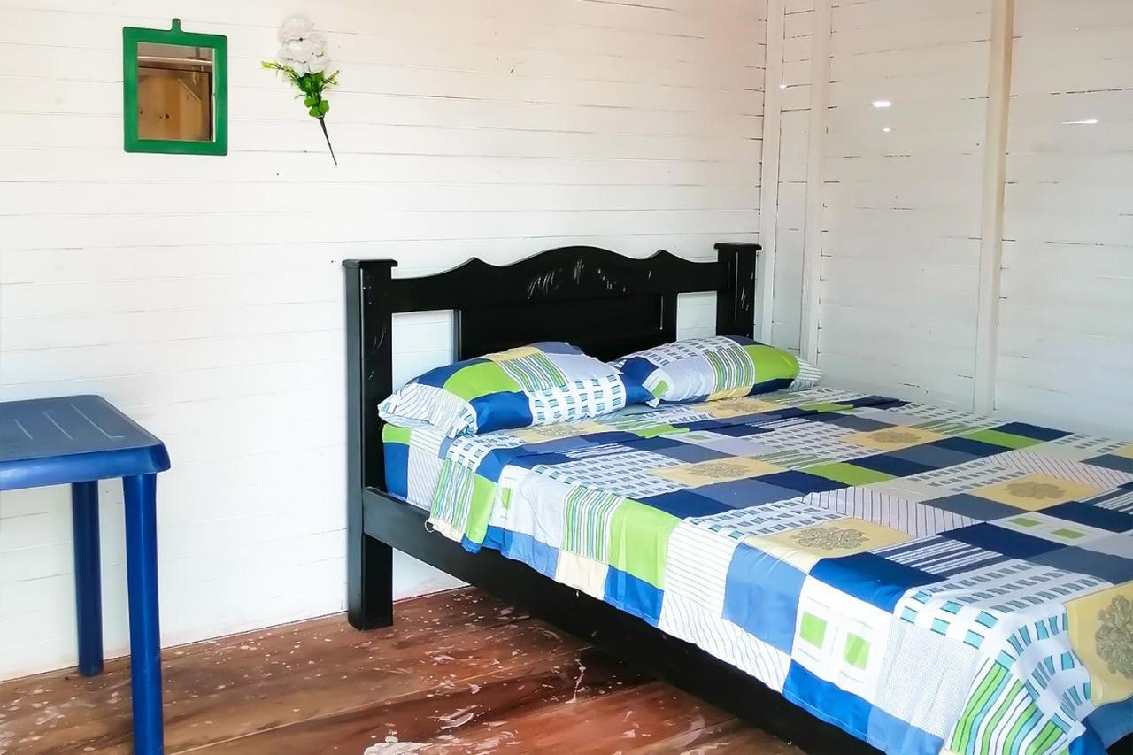 Puerto Caracol Isla Mucura Hotel Kültér fotó