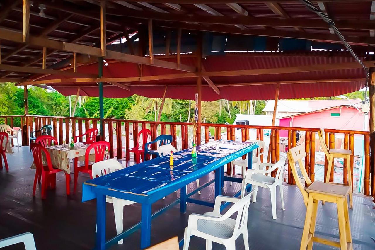 Puerto Caracol Isla Mucura Hotel Kültér fotó