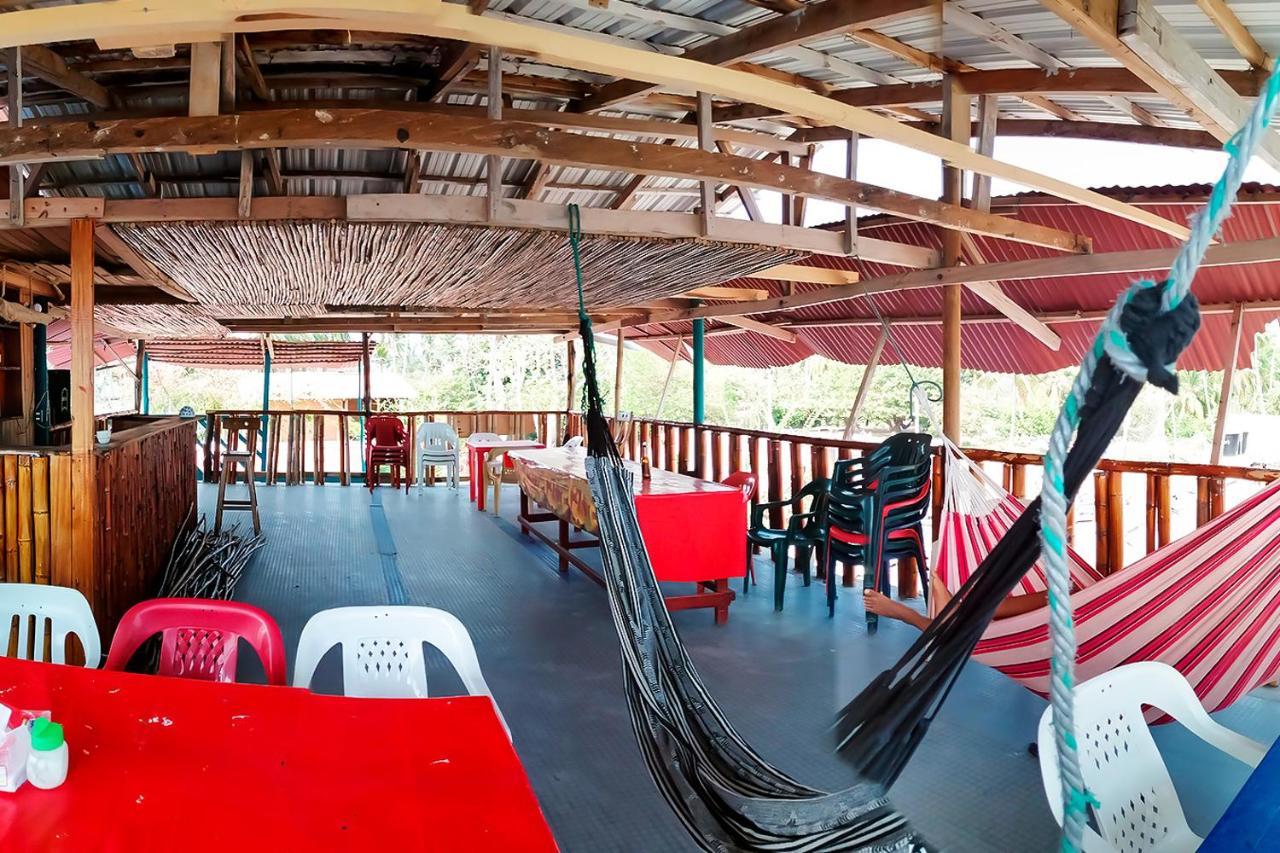 Puerto Caracol Isla Mucura Hotel Kültér fotó